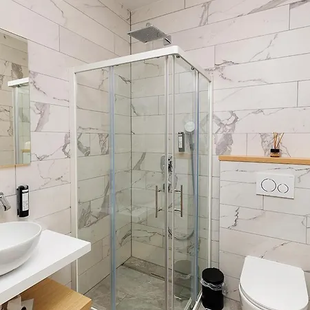 Konukevi Gostilna Müller 3*